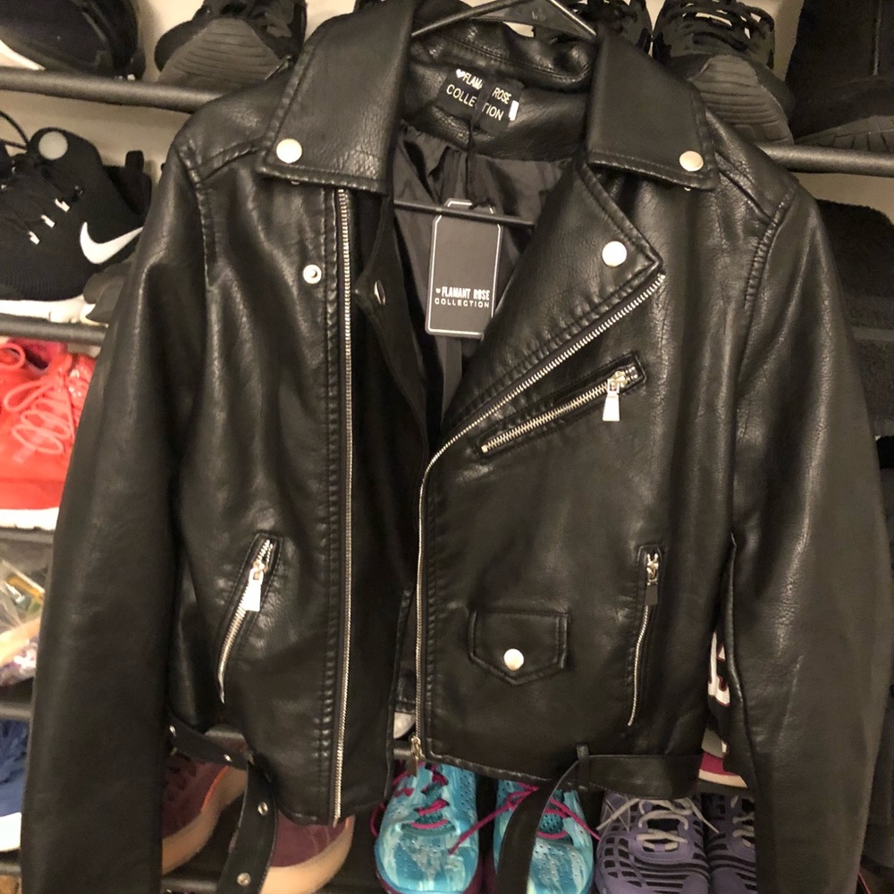 FAUX LEATHER MOTORCYCLE STYLE JACKET